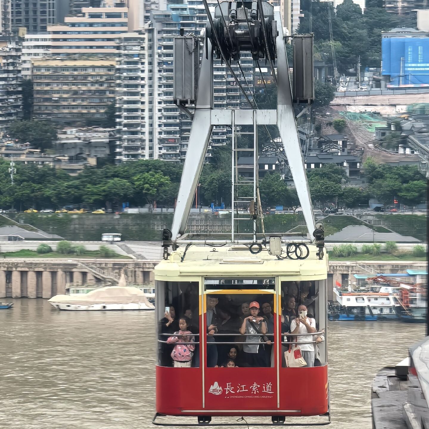 Yangtze River Cableway experience during Chongqing private tour guide service